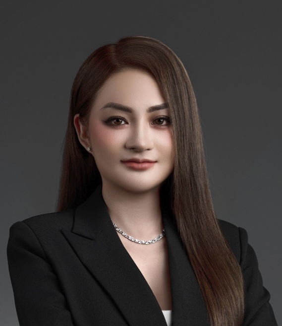 Vy Tran — real estate agent in Da Nang, Vietnam